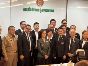 received_1555651885446468