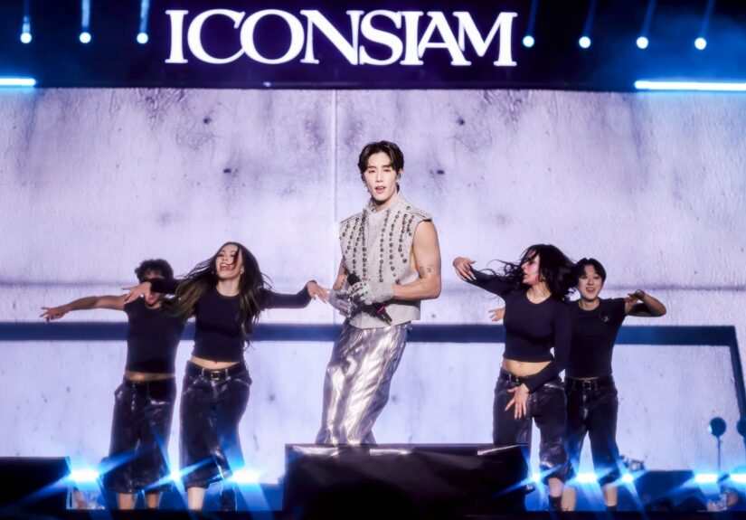 ศิลปิน Mark Tuan (7)