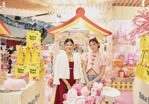 คุณอักษร และหมอนก Bird Eye View (2) (1)