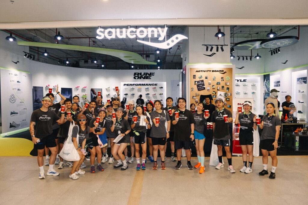 SAUCONY CROSSROAD (CITY RUN SERIES) (11)