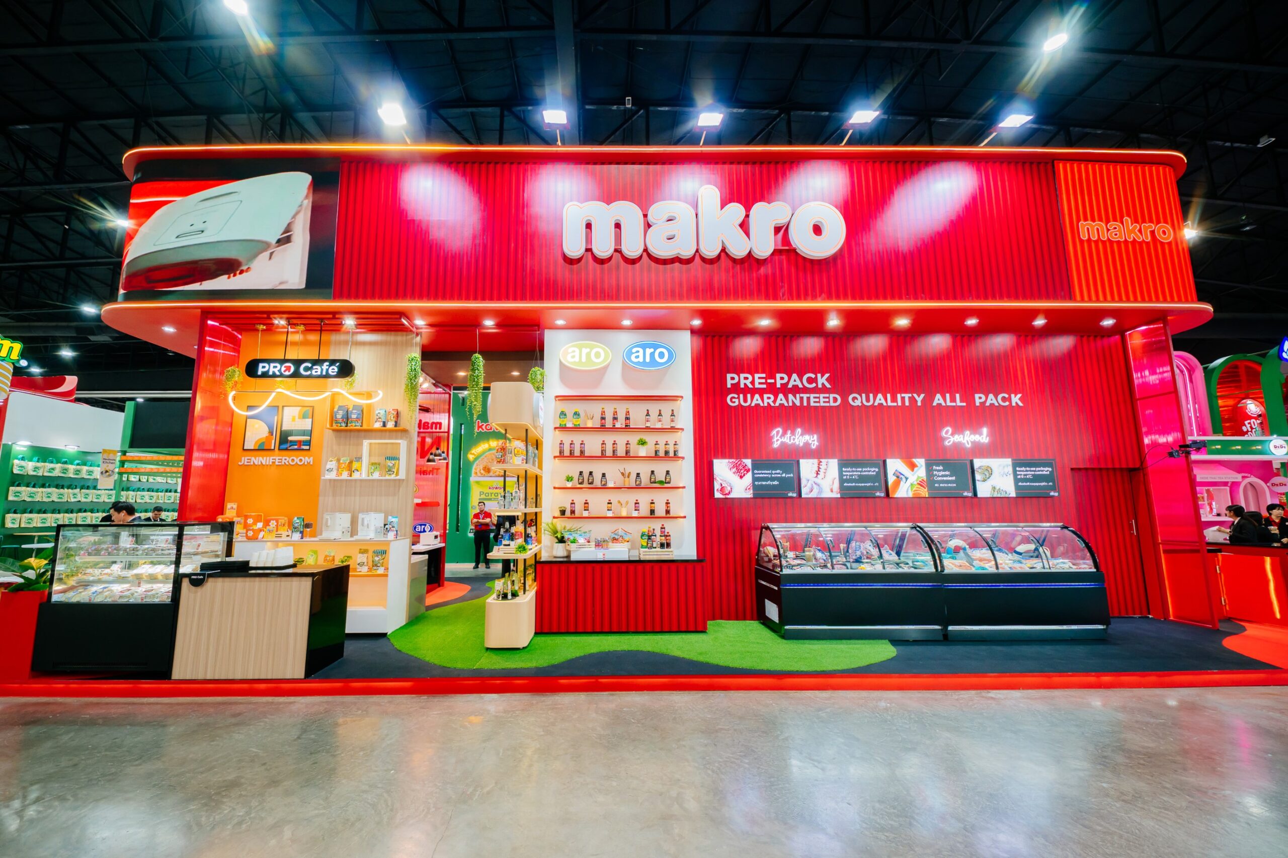 Makro Pavilion