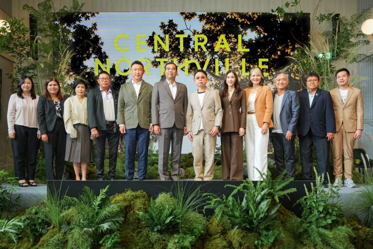 4 Central Northville Press Con